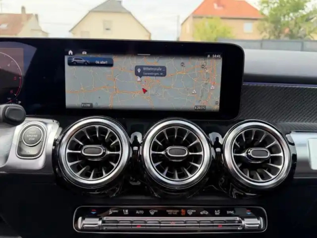 Mercedes Glb 220 d 4matic amg line — photo 39