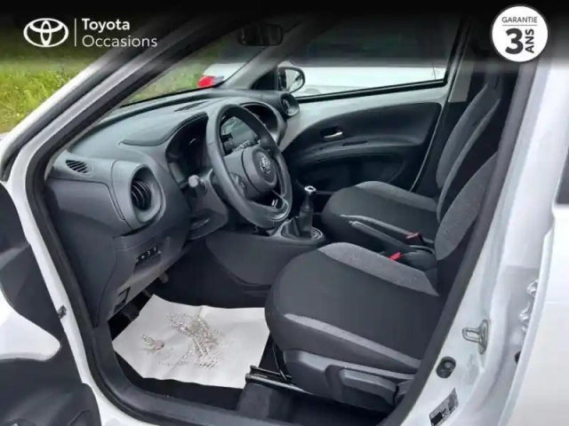 Toyota Aygo X 1.0 vvt-i 72ch dynamic — photo 11