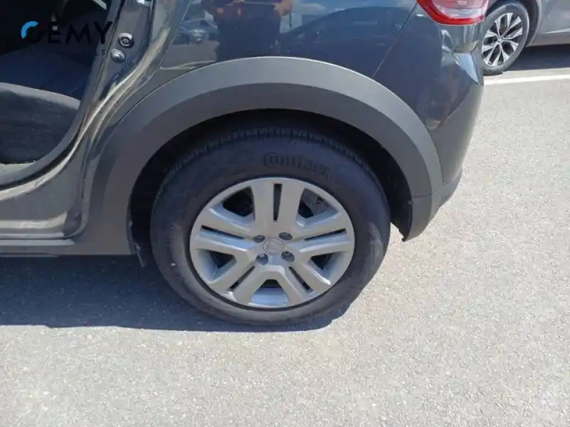 Dacia Sandero tce 90 - 22 — photo 11