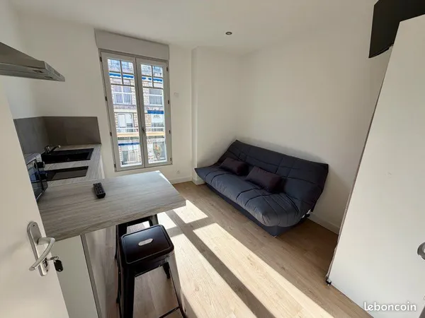 Studio meublé neuf mairie de Vichy