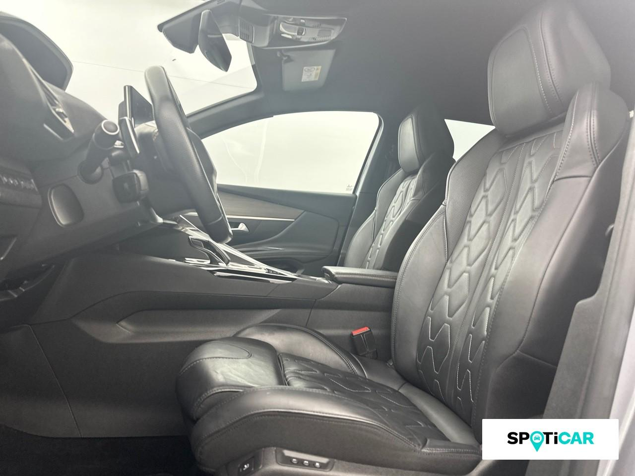 Peugeot 3008 plug-in hybrid4 300ch gt e-eat8 — photo 9