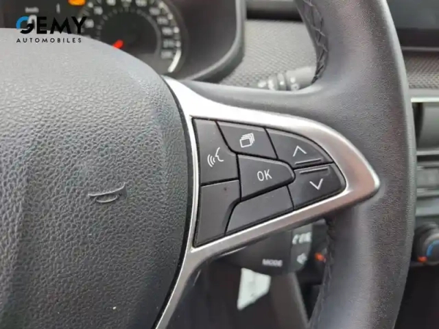 Dacia Sandero tce 90 - 22 — photo 15