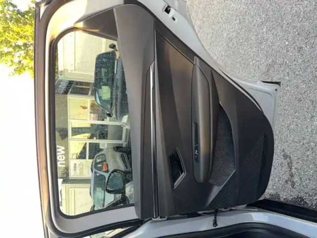 Renault Megane e-tech ev60 220 ch optimum charge — photo 26