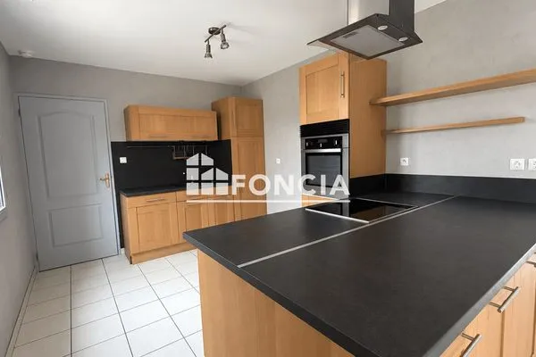 Maison 4 pièces 94 m²