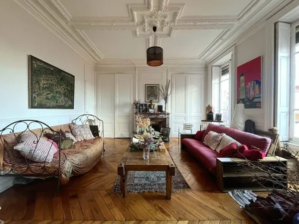 Appartement 6 pièces 178 m²