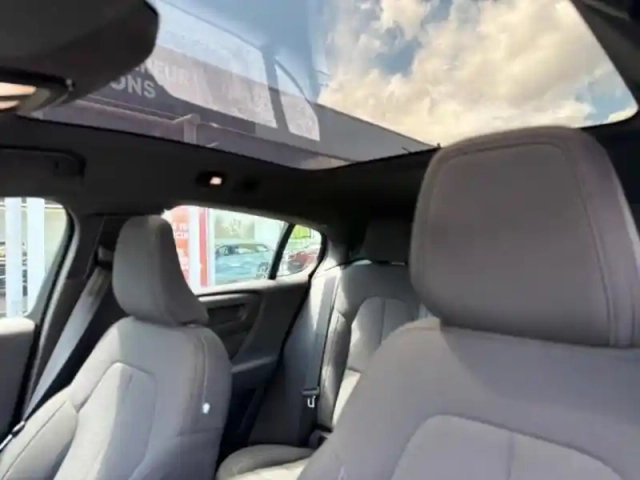 Volvo C40 recharge 231ch start — photo 10