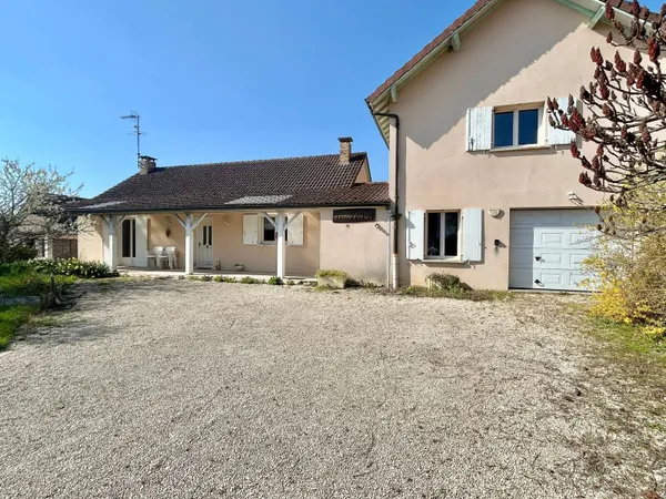 Maison 5 pièces 209 m²