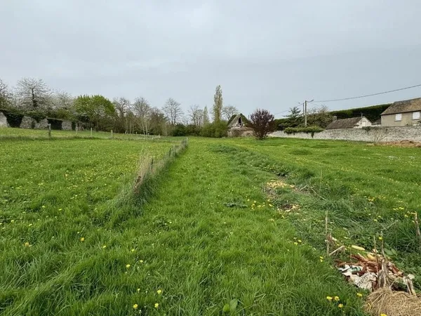 Terrain 775 m²