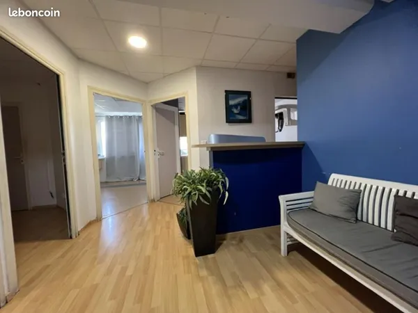 Bureau 54 m²