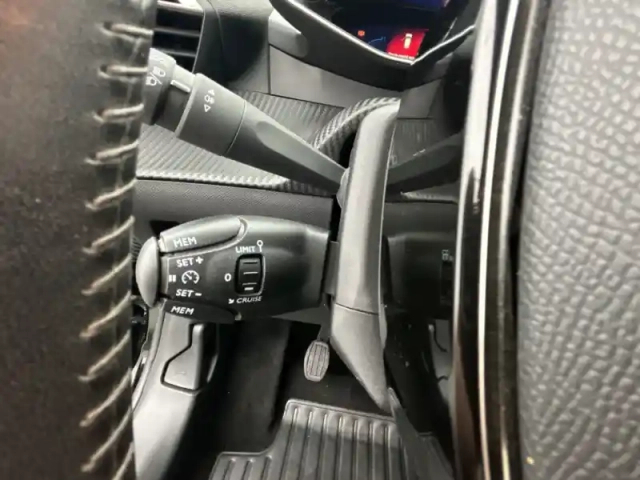 Peugeot 208 bluehdi 100 s&amp;s bvm6 — photo 35