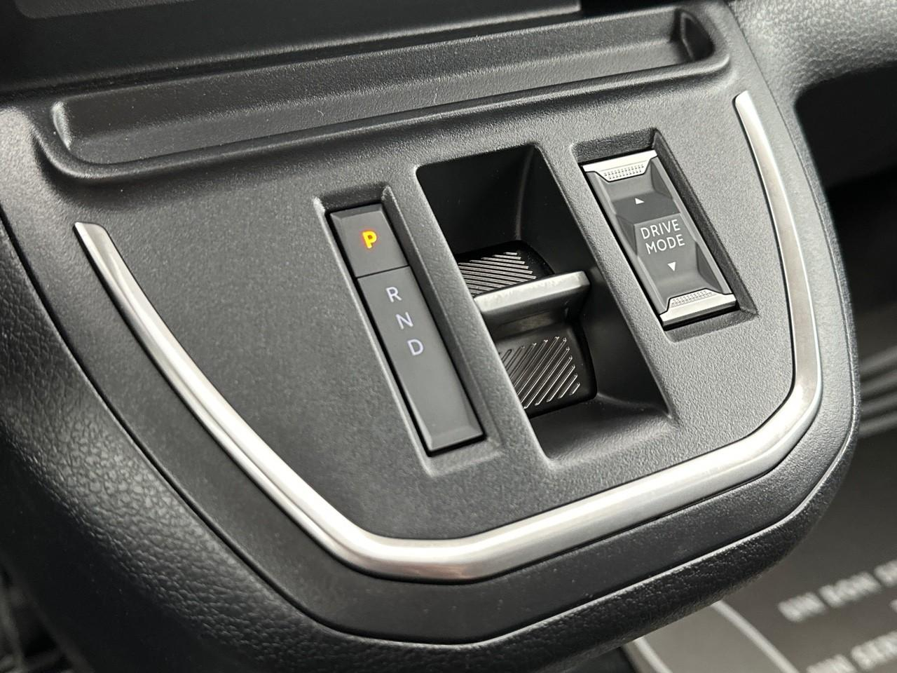 Peugeot Expert fgn m diesel 150 ch automatique — photo 22