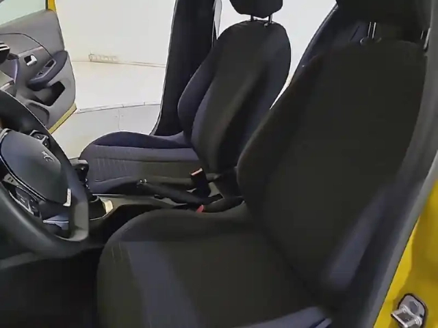 Peugeot 208 puretech 100 s&amp;s bvm6 — photo 41
