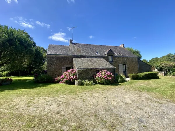 Vends maison avec parc arboré