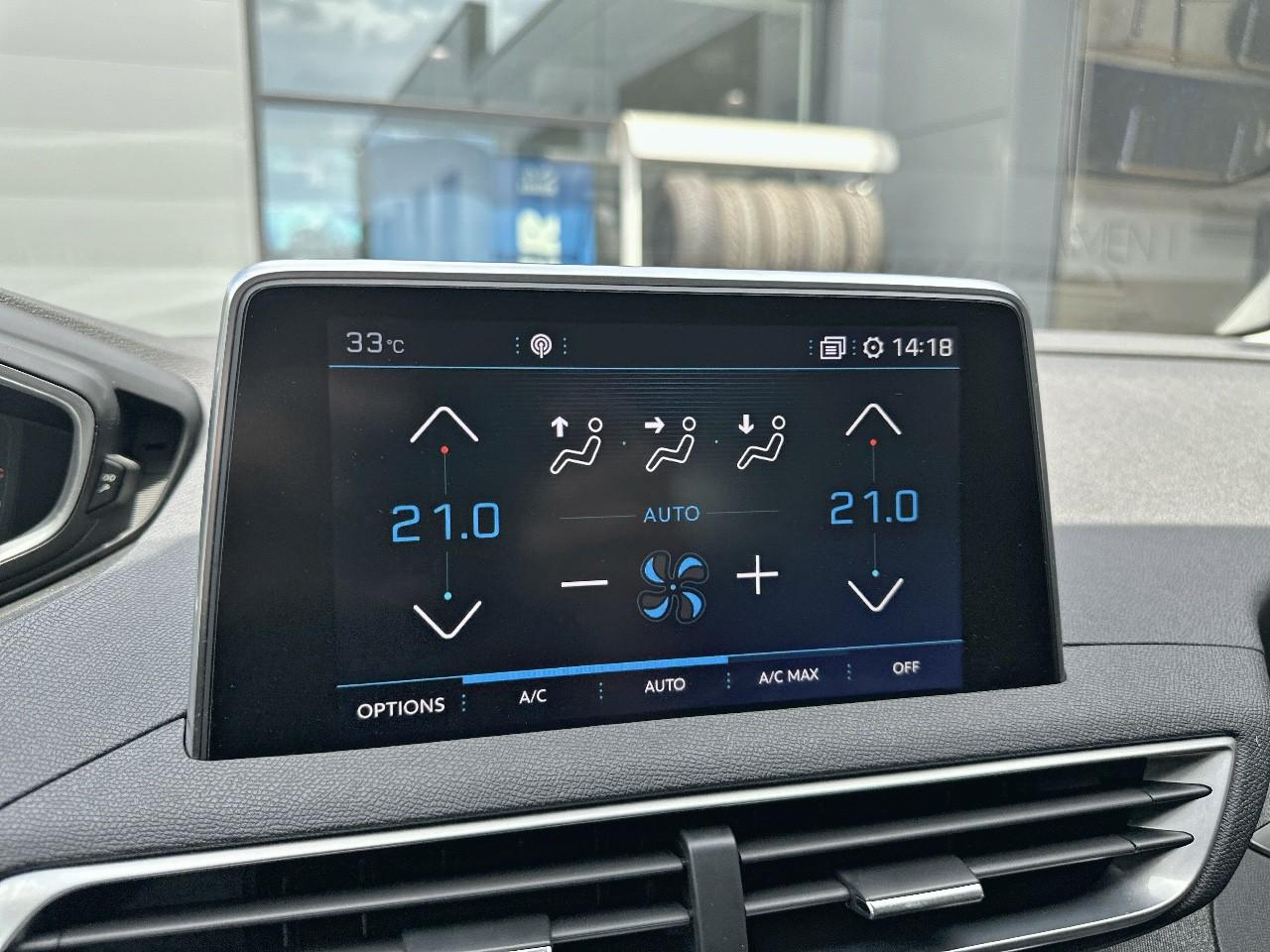 Peugeot 3008 1.2 puretech 130ch allure s&s — photo 24