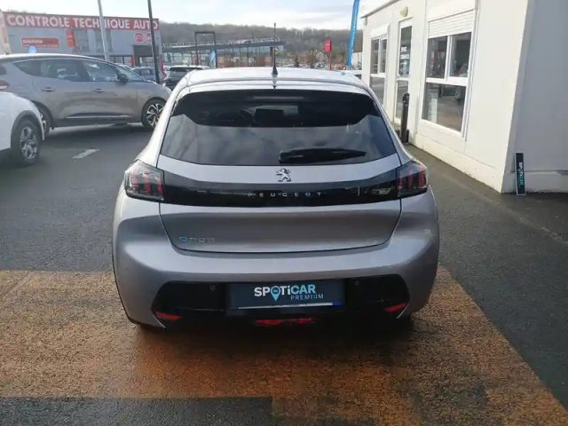 Peugeot 208 electrique 50 kwh 136ch — photo 48