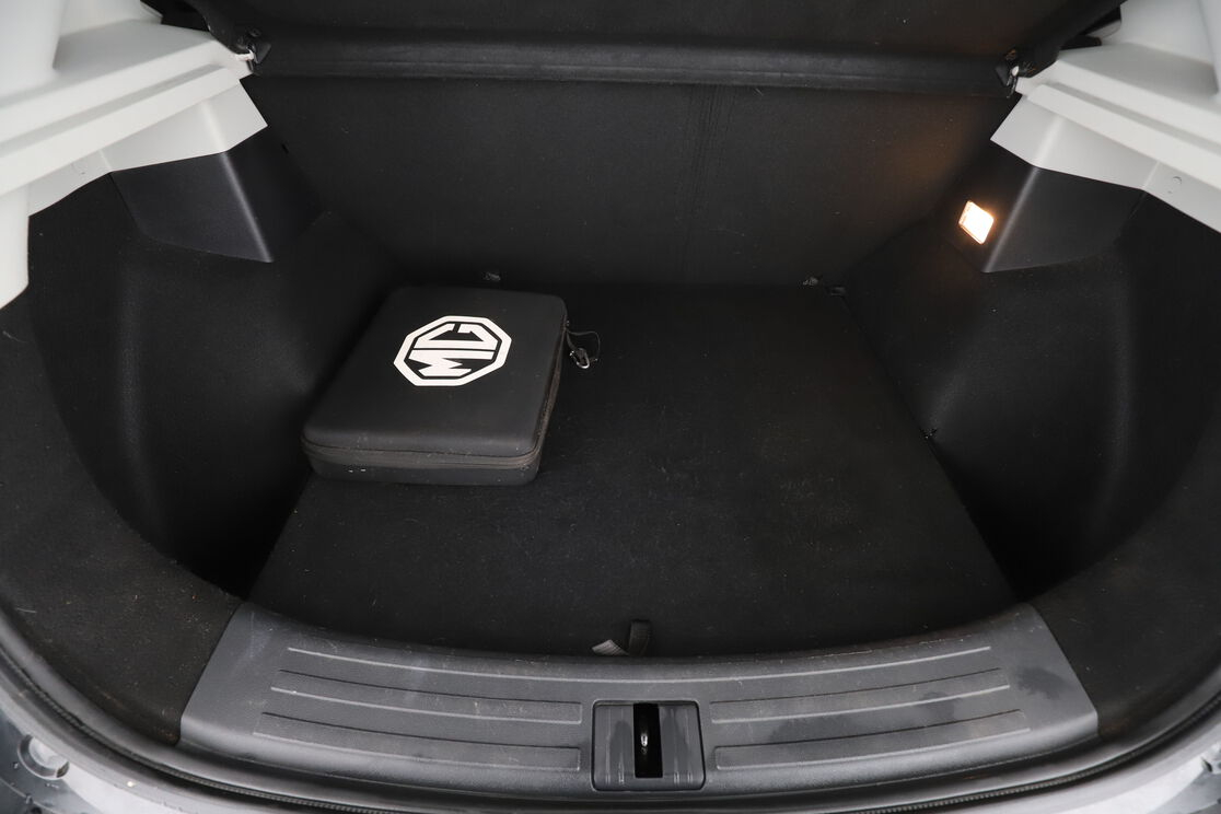 MG ZS EV Autonomie Etendue Luxury 70 kWh — photo 16