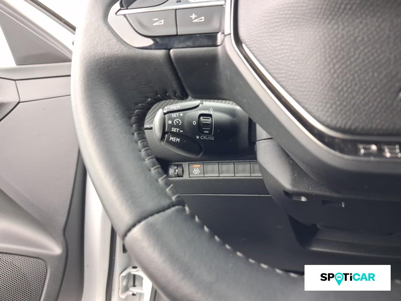 Peugeot 208 style puretech 100 s s bvm6 — photo 17