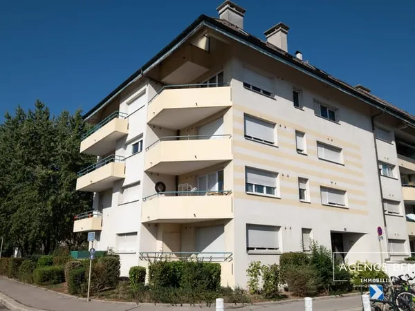 STUDIO 32M² AVEC TERRASSE ARBOREE