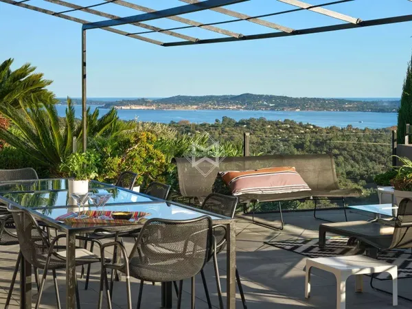 Villa 10 pièces 350 m²