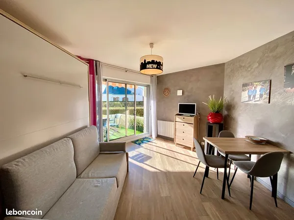 Studio 1 pièce 25 m²