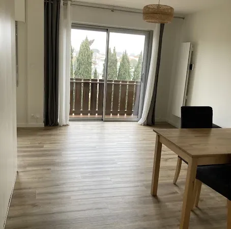 Terrain 1200 m²