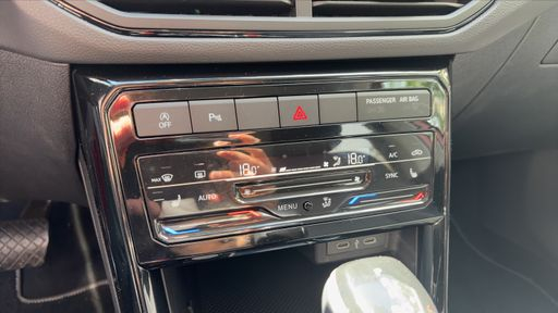 Volkswagen T-Cross 1.0 TSI 115 DSG7 - Vw Edition – 2024 – 5076 km – Essence – Boîte Automatique — photo 5