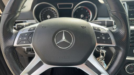 Mercedes Classe GL 350 3.0 CDI V6 4Matic 258 - Excecutive – 2014 – 200991 km – Diesel – Boîte Automatique — photo 13