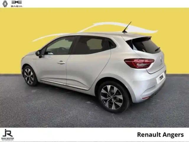 Renault Clio 1.5 blue dci 100ch evolution — photo 3