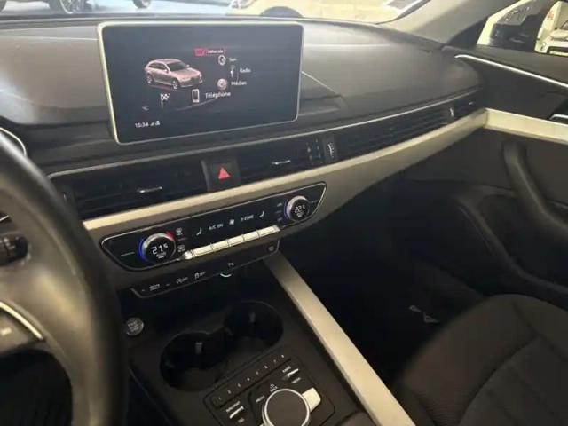 Audi A4 40 tdi basis — photo 17