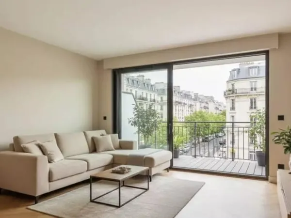 2 PIECES BIEN OPTIMISE AVEC BALCON