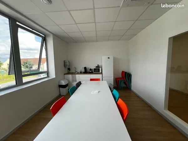 Bureaux 356 m² BEAUVAIS