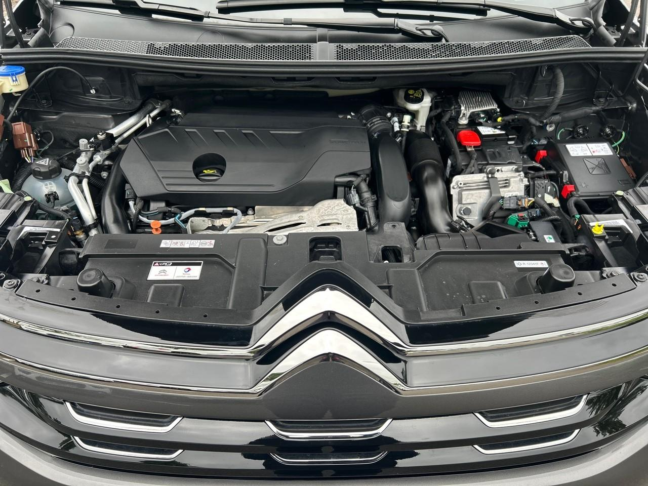Citroën C5 Aircross hybrid 225ch shine pack e-eat8 — photo 12