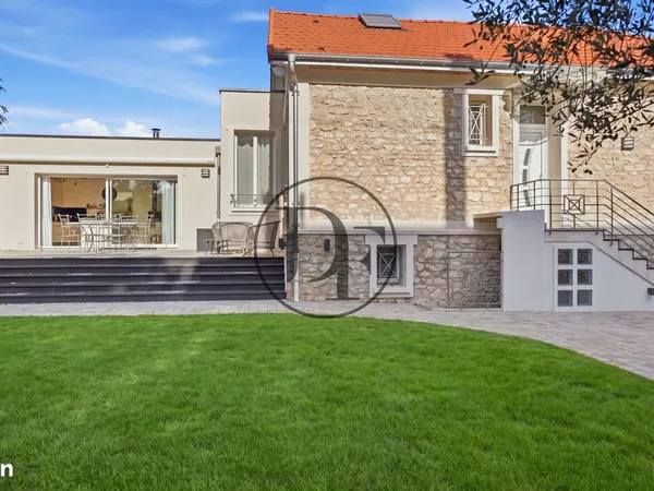 Maison 7 pièces 135 m²