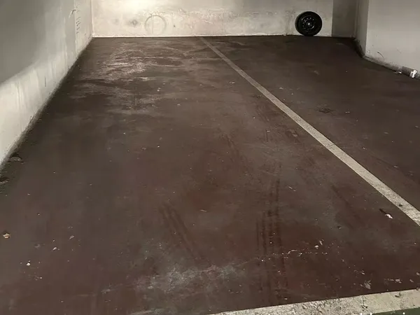 Parking double à louer