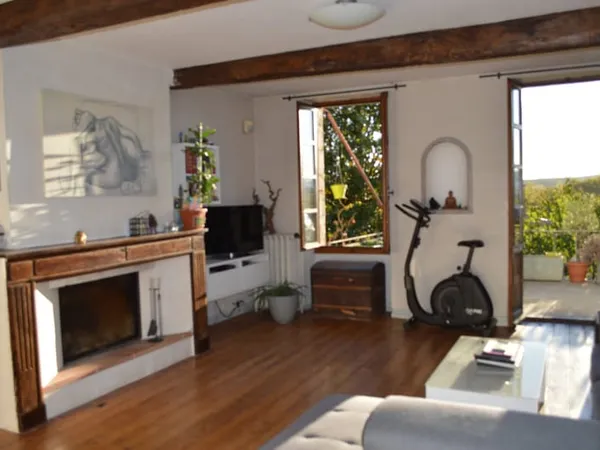 Maison de famille de charme de 5 ch avec jardin et sous-sol total Mauvezin centre