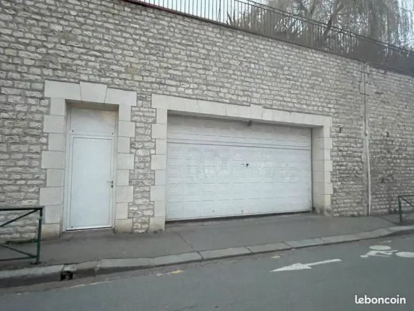 Parking/box CAEN