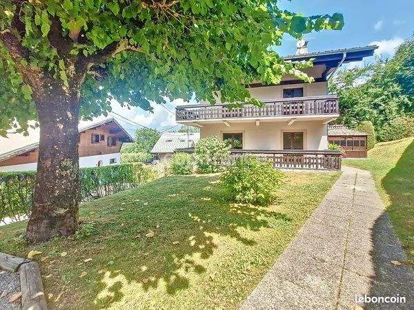 Chalet 12 pièces 204 m²
