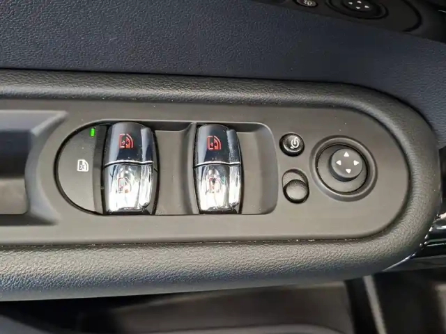 Mini Mini countryman 136 ch bva7 — photo 30