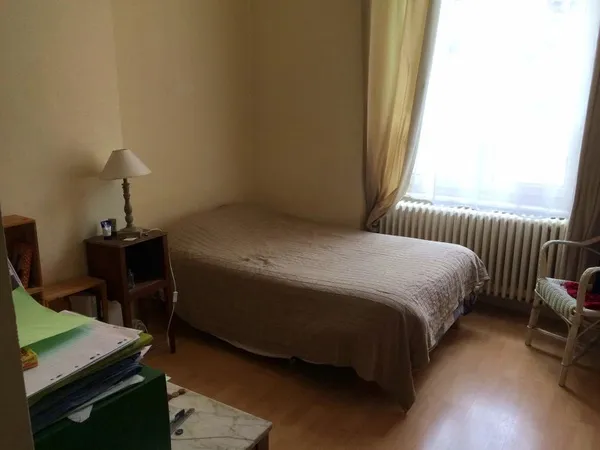 Propose chambre meublée en colocation dans appartement 65m² - Nancy centre