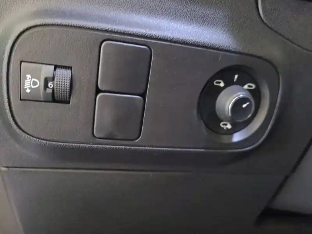 Citroën C3 puretech 110 s&amp;s eat6 — photo 28