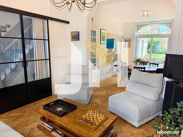 Maison 7 pièces 135 m²