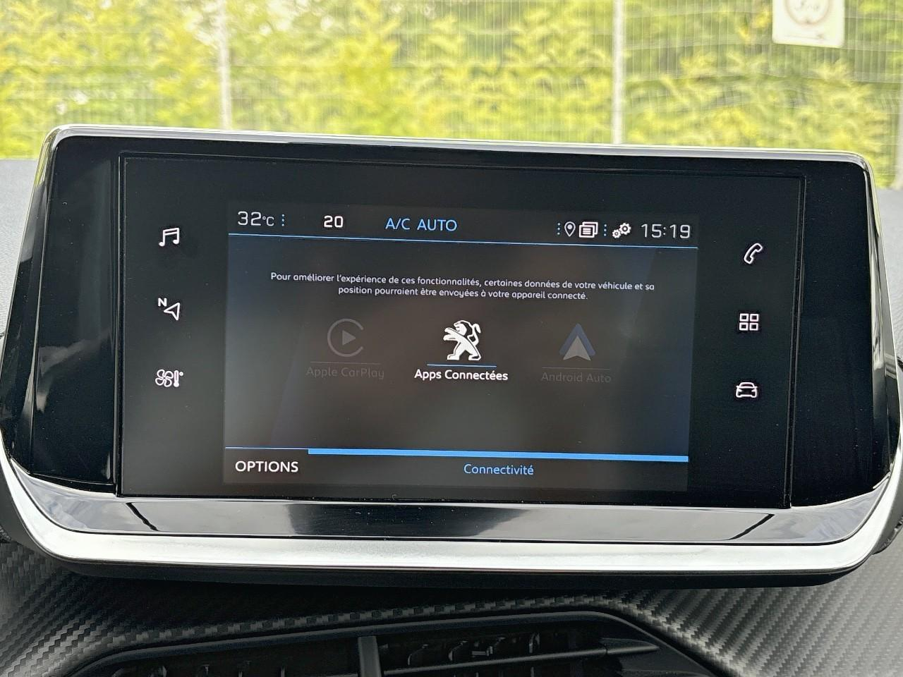 Peugeot 208 1.2 puretech 100ch s&s gt — photo 31