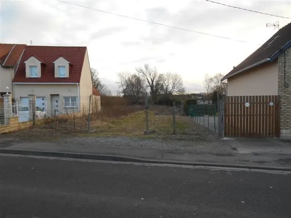 Terrain 1756 m²