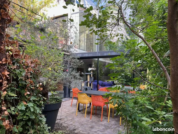 Appartement 5 pièces 215 m²