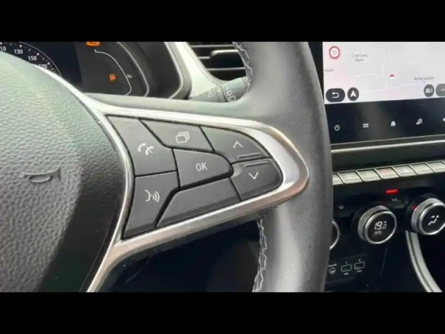 Renault Captur 1.0 tce 90ch techno + attelage — photo 23