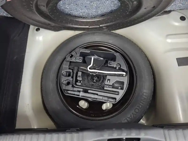 Citroën C3 puretech 83 s&amp;s bvm5 — photo 13