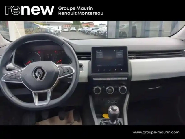 Renault Clio 1.0 tce 90ch evolution — photo 8