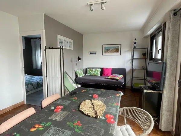 joli T2 dernier étage et garage à Pontaillac proche de la plage et du Casino