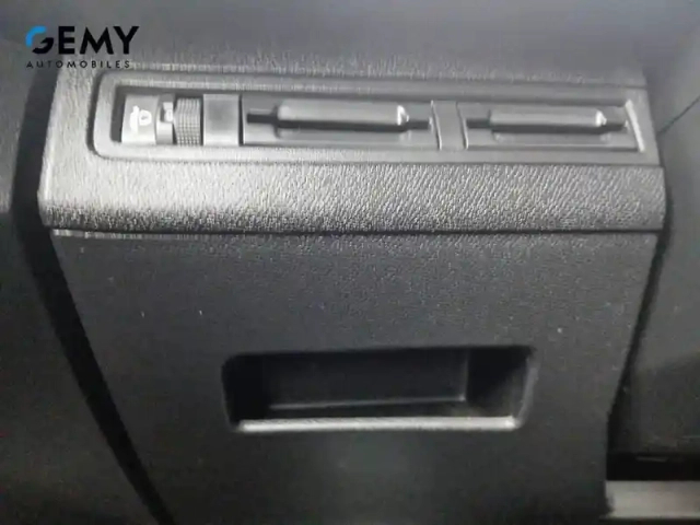 Peugeot 3008 puretech 130ch s&amp;s bvm6 — photo 43