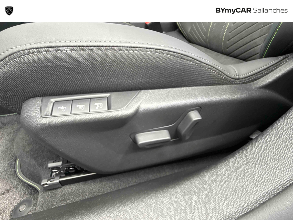 Peugeot 208 Hybrid 145 ch e-DCS6 — photo 24